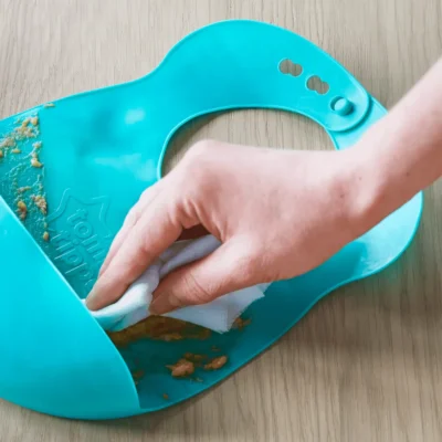 Tommee Tippee ROLL N GO BIB