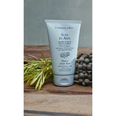 Scrub σώματος Alba in Asia